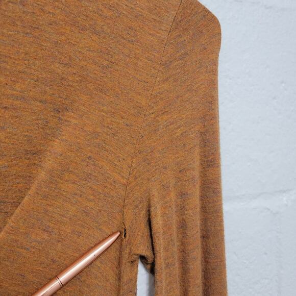 American Eagle Sharkbite Turtleneck Small Top Loungewear *minor flaw* 532 - Picture 4 of 12